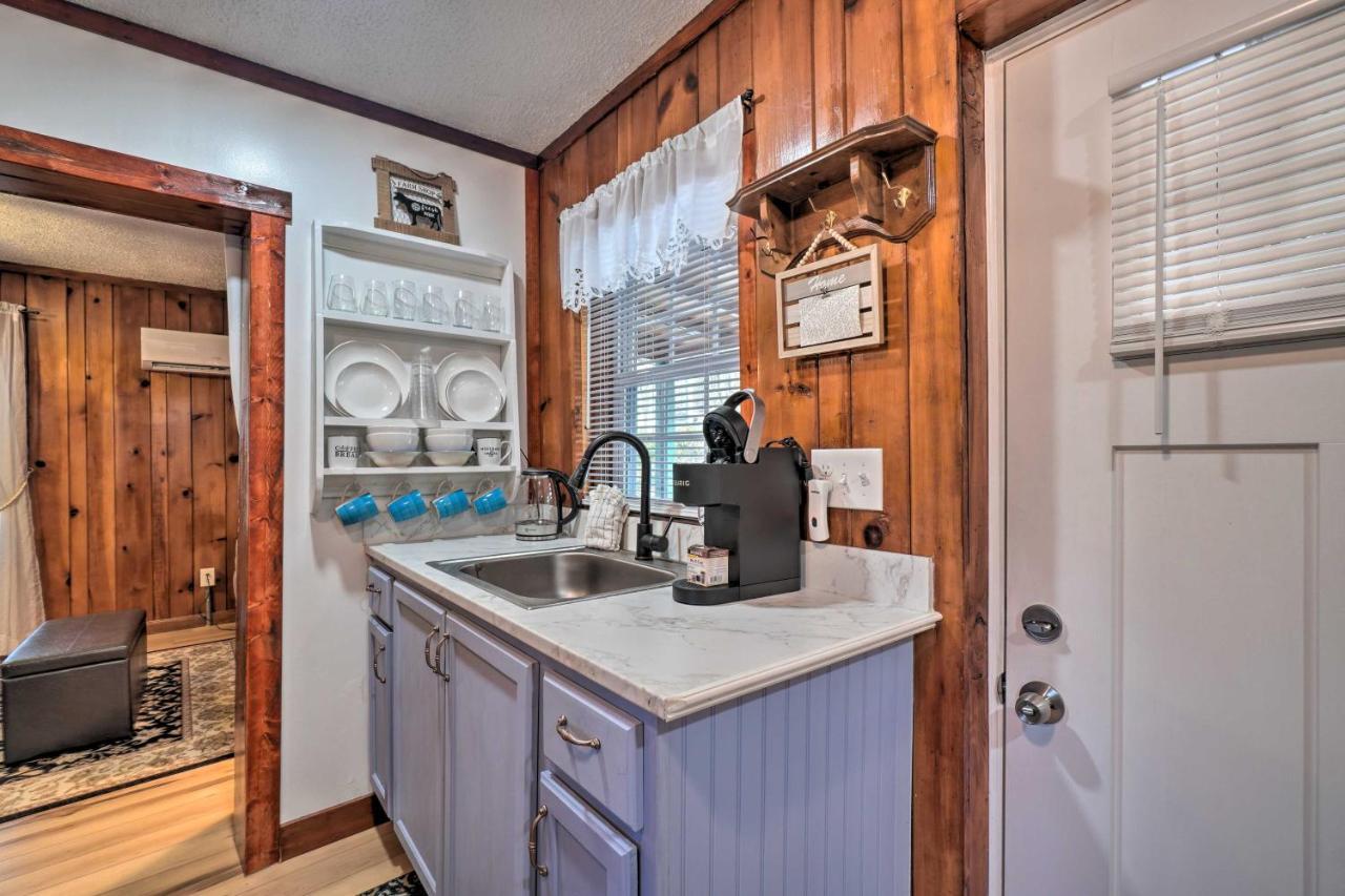 Cozy Knoxville Getaway About 8 Mi To Downtown! Exterior photo
