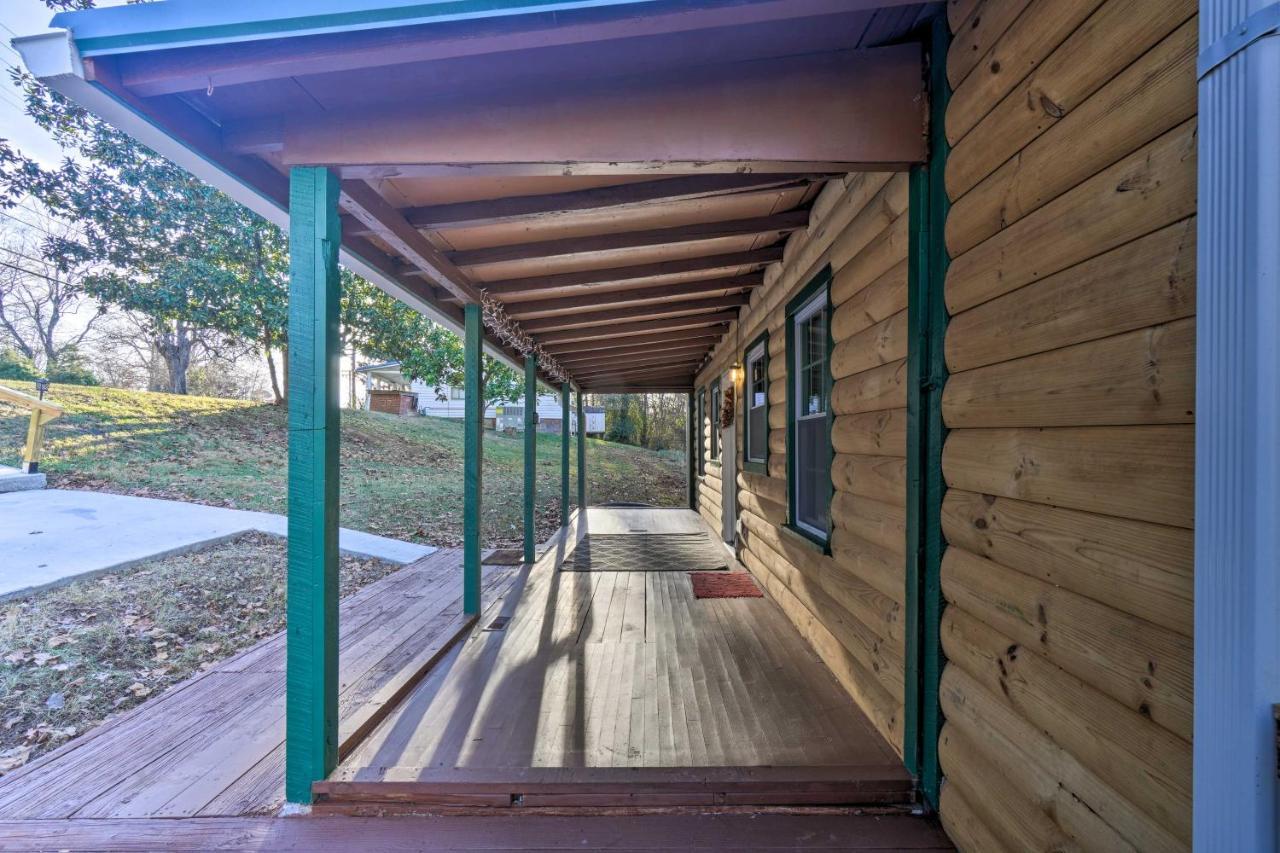 Cozy Knoxville Getaway About 8 Mi To Downtown! Exterior photo